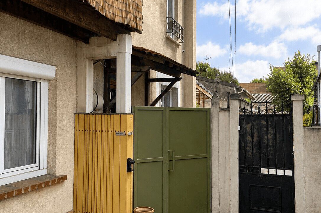 Photo of Outdoor in Avenir Parisien