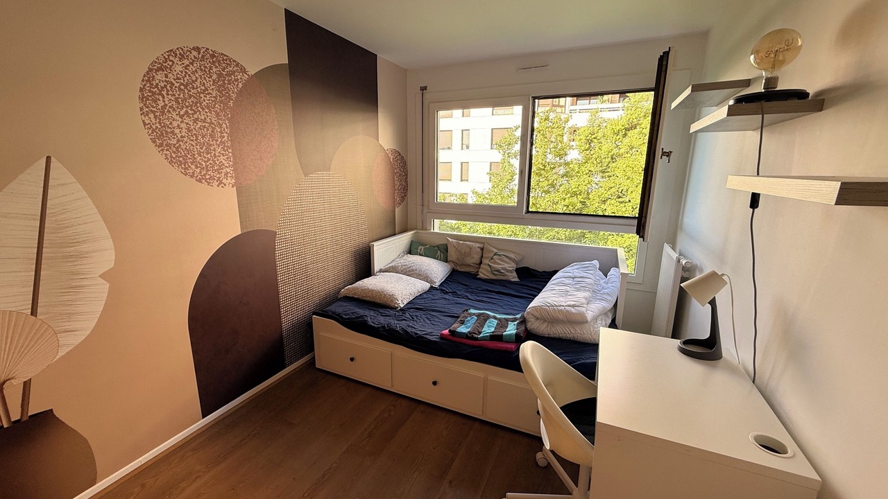 Photo of Bedroom in Levallois-Perret