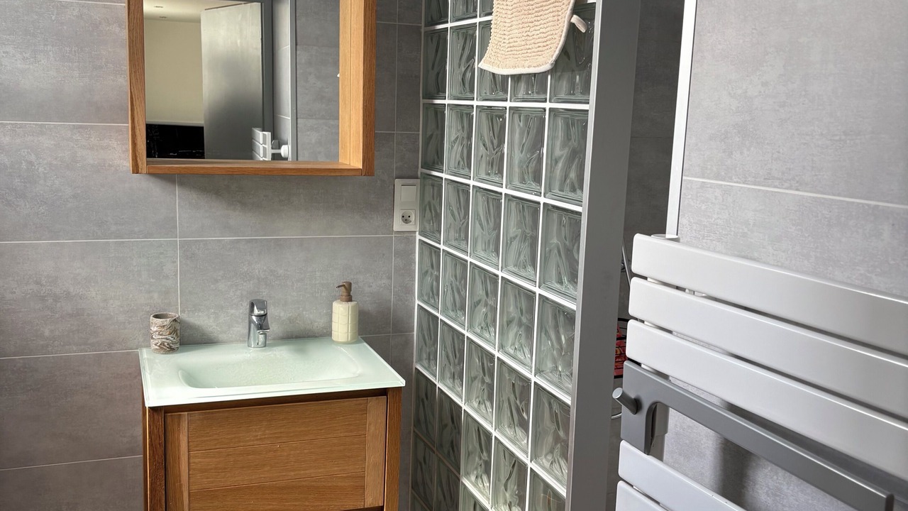 Photo of Bathroom in Abbeville