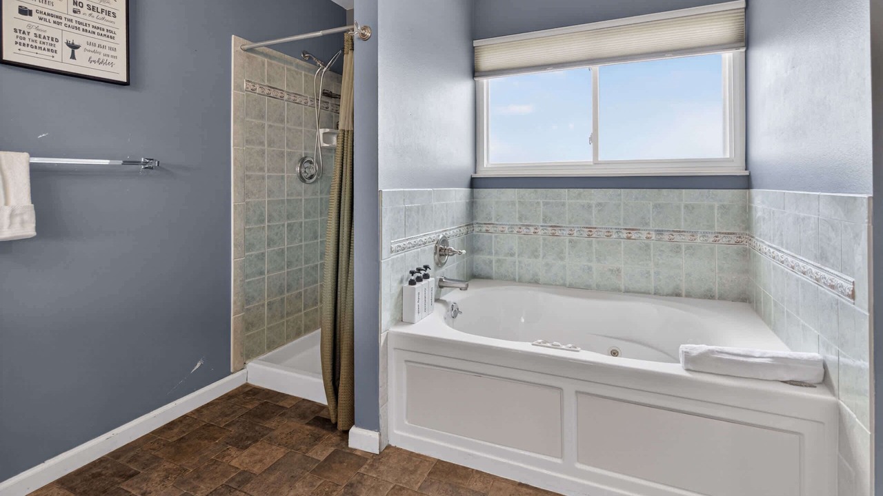Photo of Bathroom in Security-Widefield