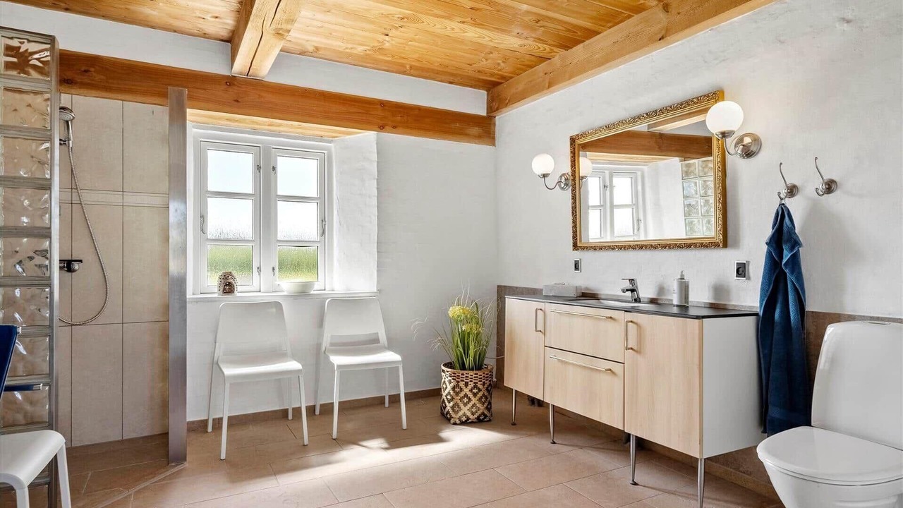 Photo of Bathroom in Argab