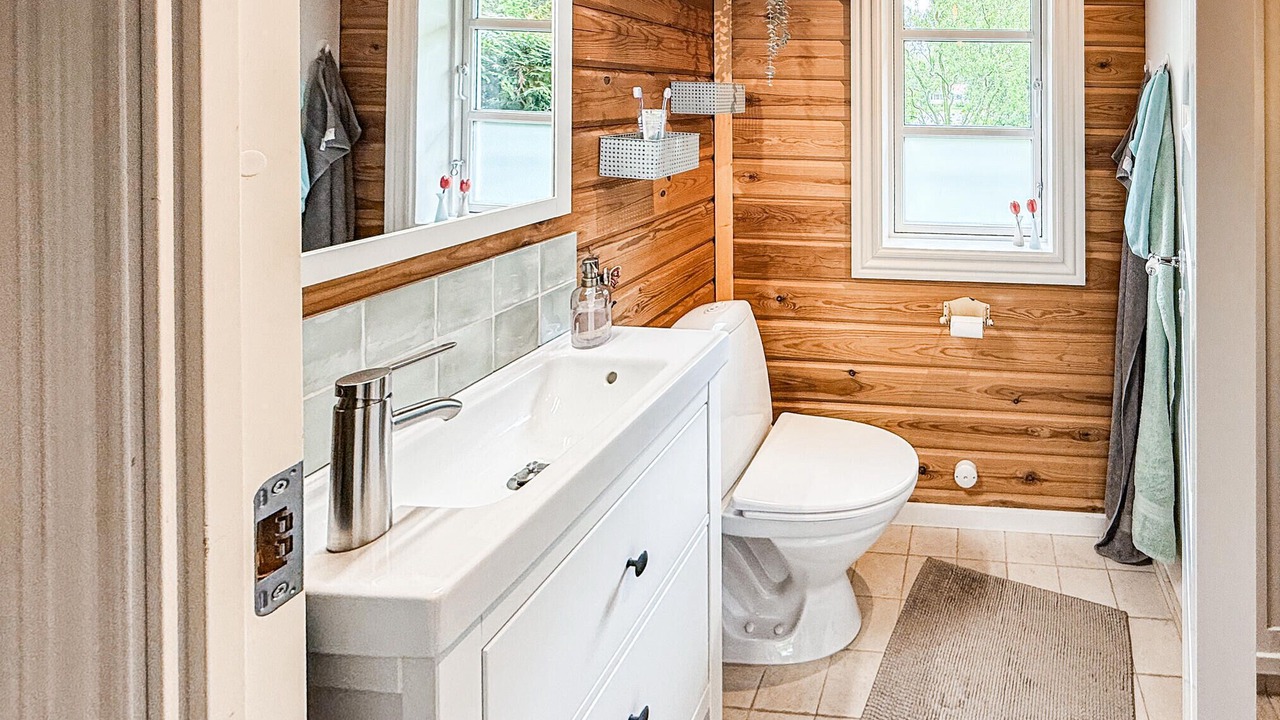 Photo of Bathroom in Skibby