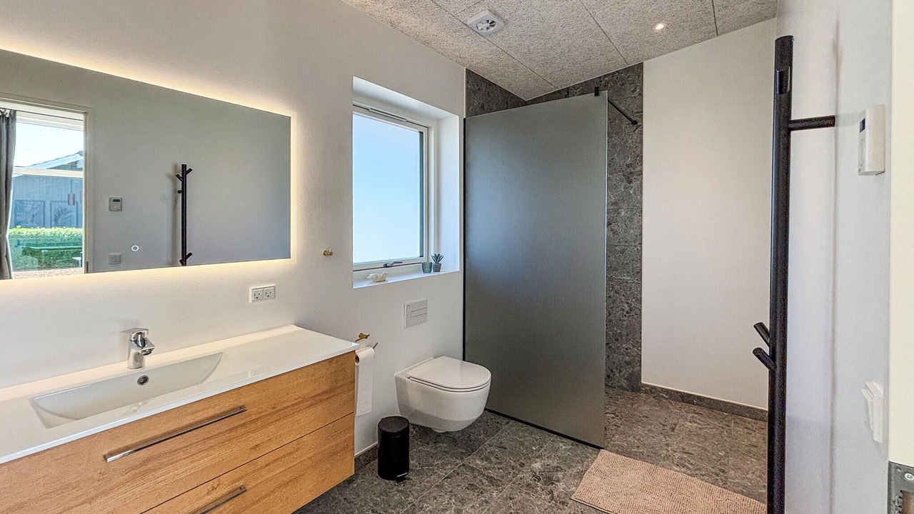 Photo of Bathroom in Flovt Strand
