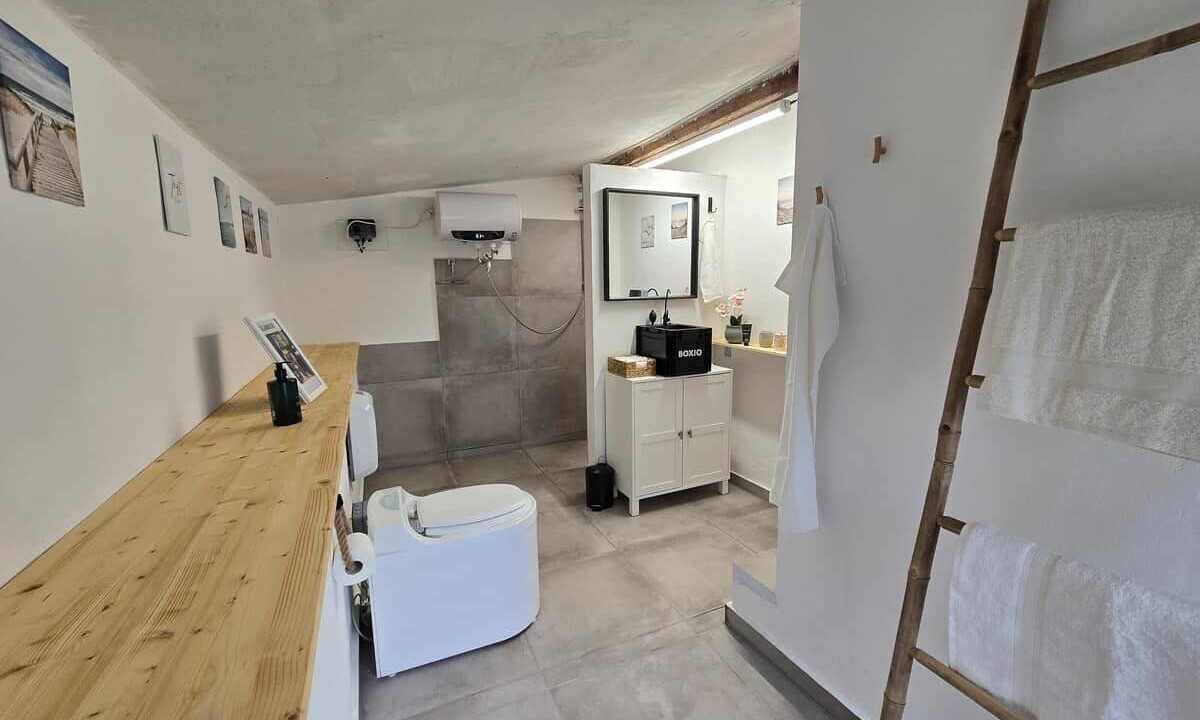 Photo of Bathroom in Roslev