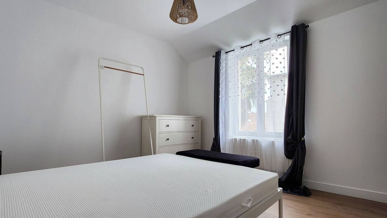 Photo of Bedroom in Senlis