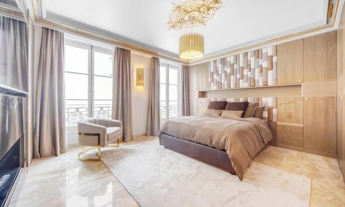 Photo of Bedroom in Faubourg-du-Roule