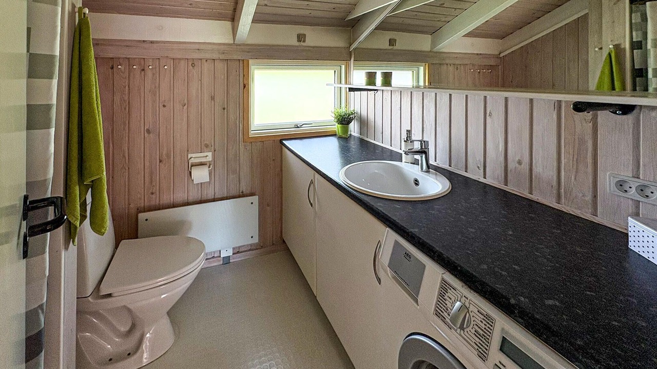 Photo of Bathroom in Strandby