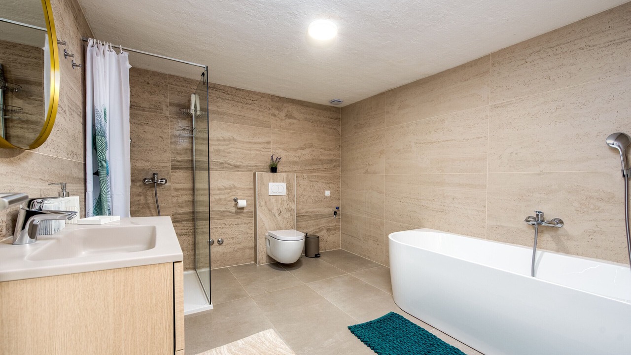Photo of Bathroom in Oklaj
