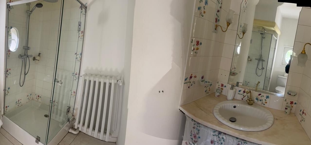Photo of Bathroom in Grez-sur-Loing