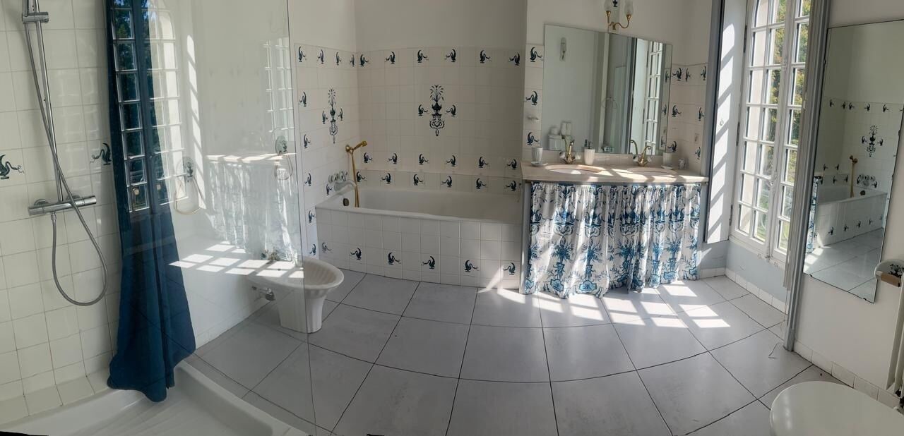 Photo of Bathroom in Grez-sur-Loing