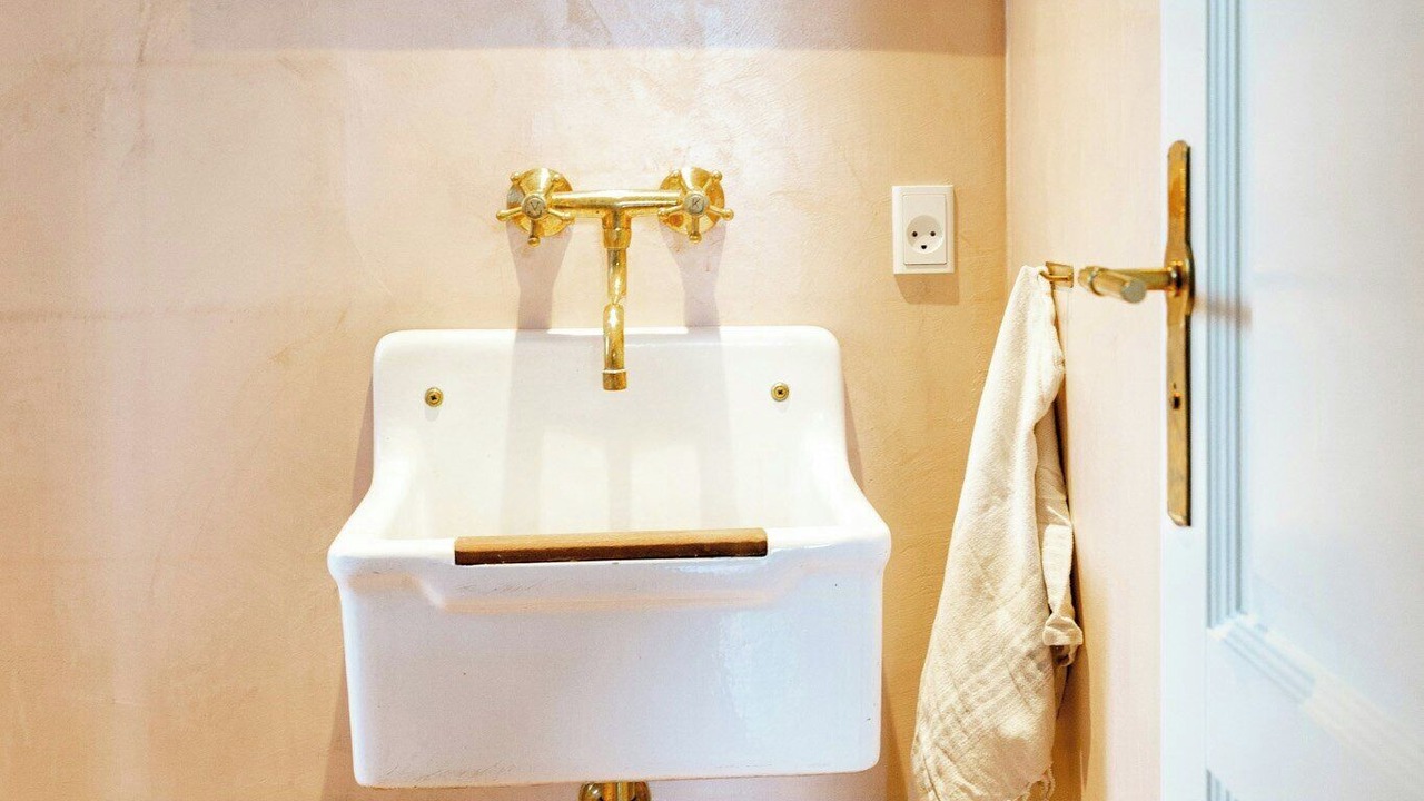 Photo of Bathroom in Mommark Strand