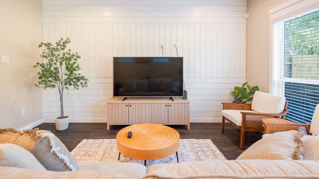 Photo of Livingroom in Northeast Houston