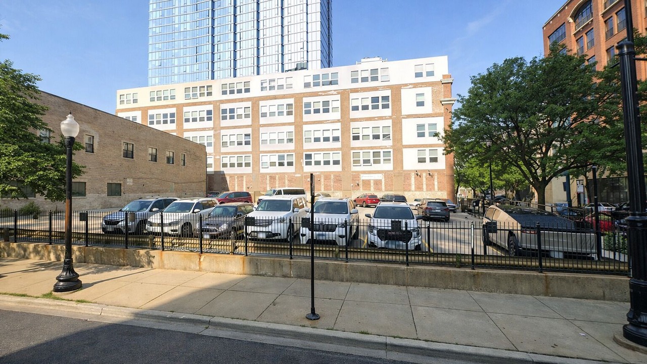 Photo of Outdoor in Edgewater
