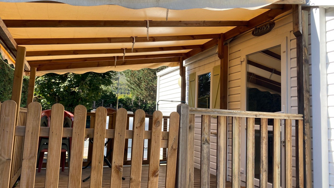 Photo of Patio Balcony in Vaulnaveys-le-Bas
