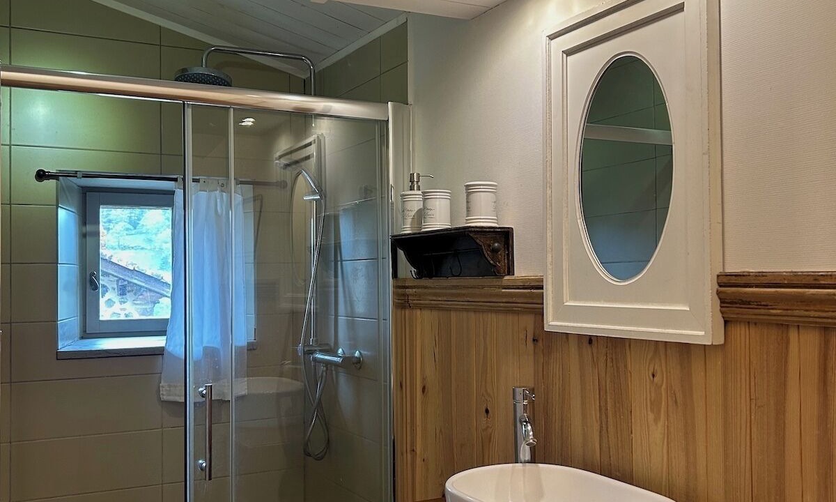 Photo of Bathroom in Mazeyrat-Aurouze