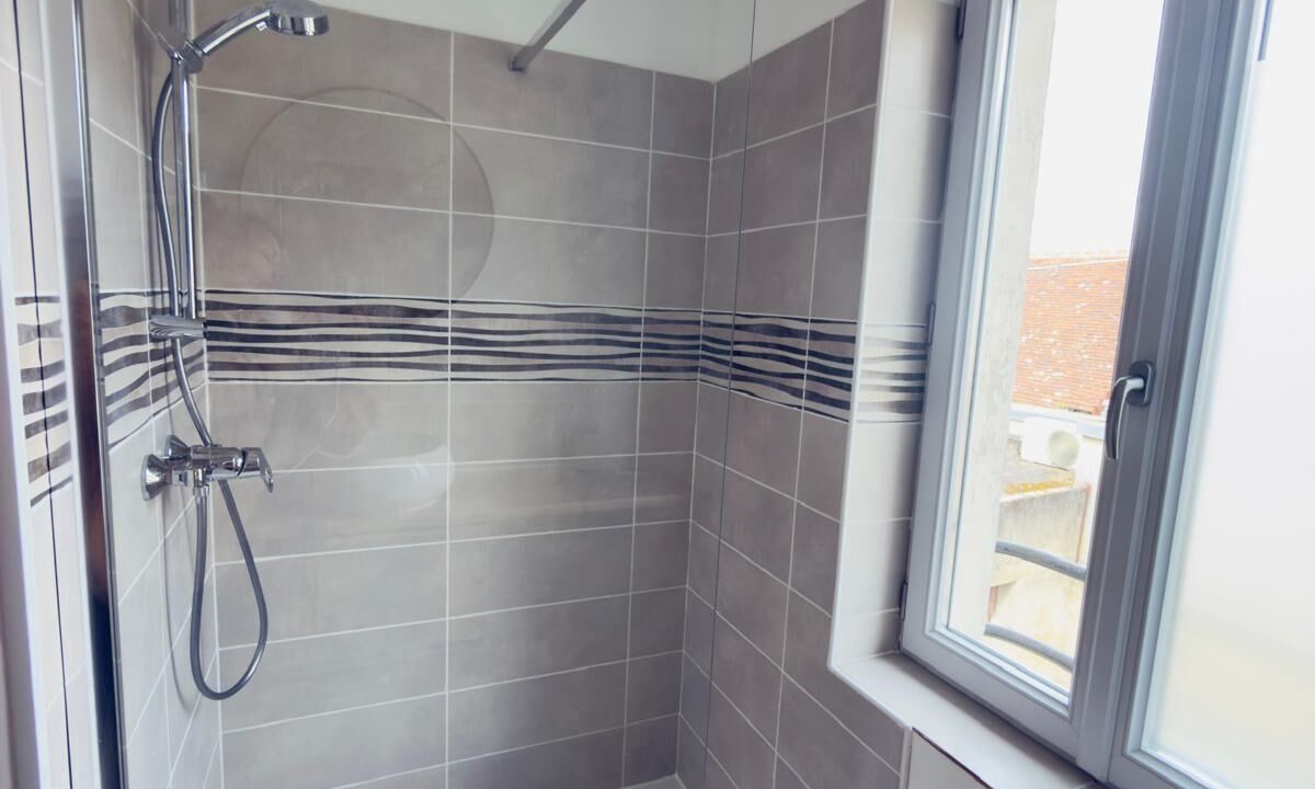 Photo of Bathroom in Valencay