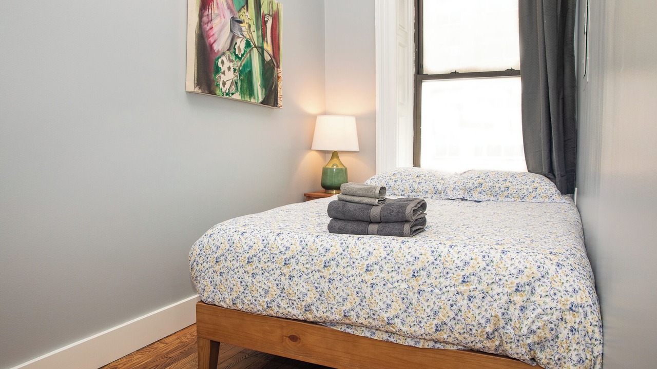 Photo of Bedroom in Sutton Place