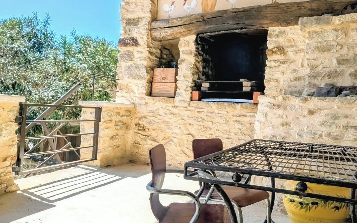 Photo of Patio Balcony in Saint-Andre-d'Olerargues