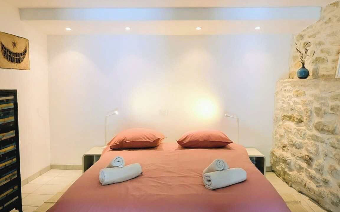 Photo of Bedroom in Saint-Andre-d'Olerargues