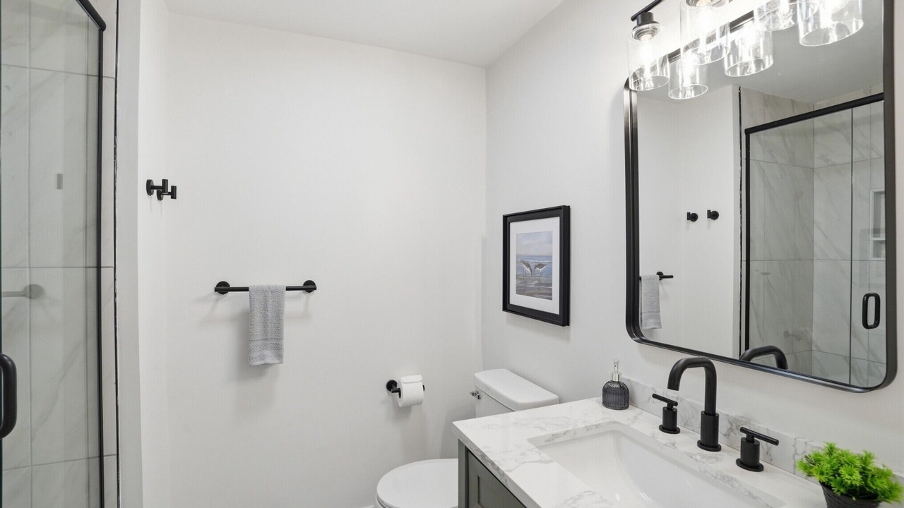 Photo of Bathroom in Warren