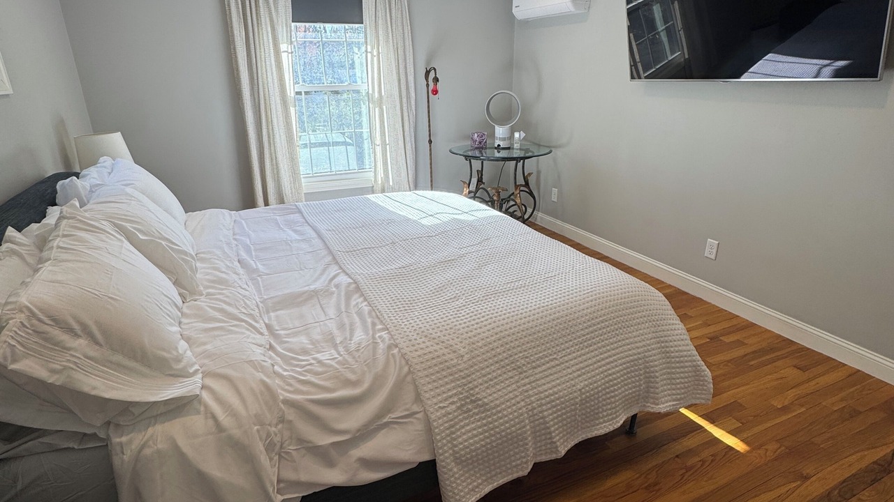 Photo of Bedroom in Foxboro