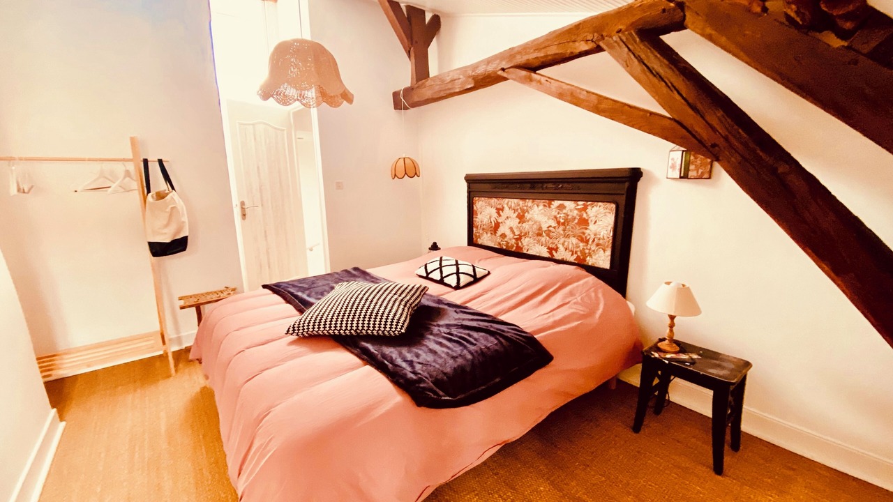Photo of Bedroom in Domecy-sur-Cure