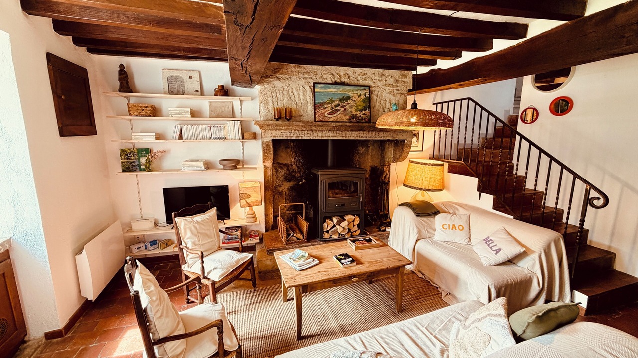 Photo of Livingroom in Domecy-sur-Cure