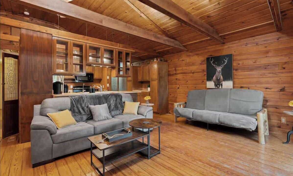 Photo of Livingroom in Kyle