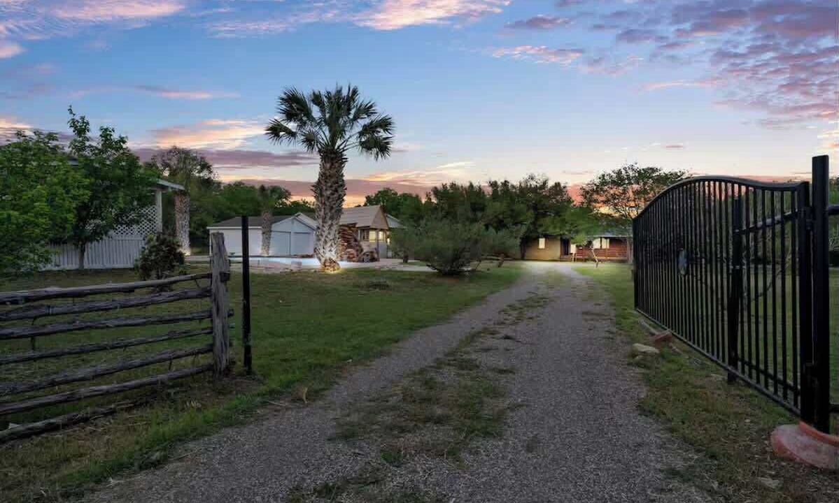 Photo of Outdoor in Kyle
