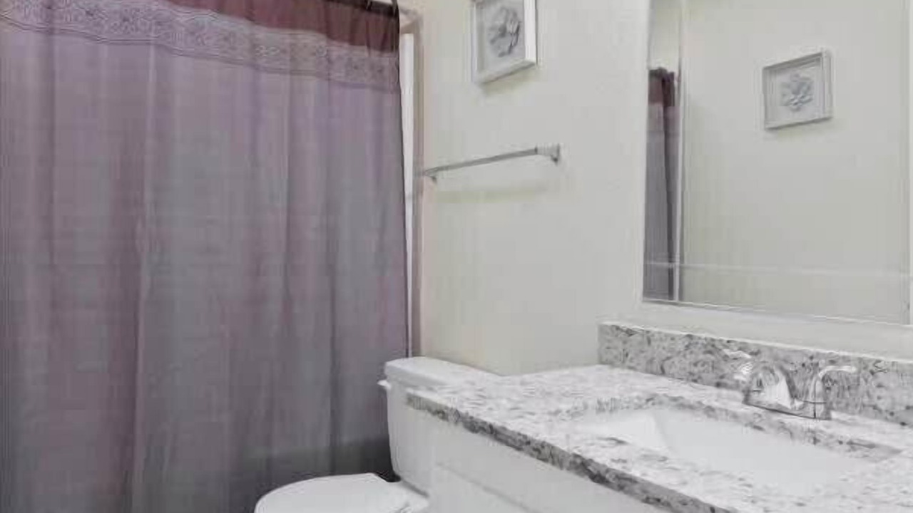 Photo of Bathroom in Kyle