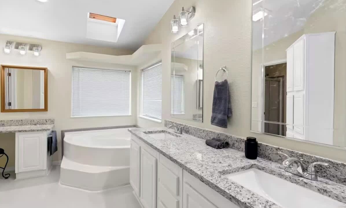 Photo of Bathroom in Kyle