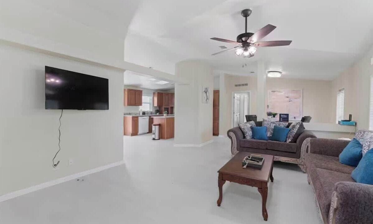 Photo of Livingroom in Kyle