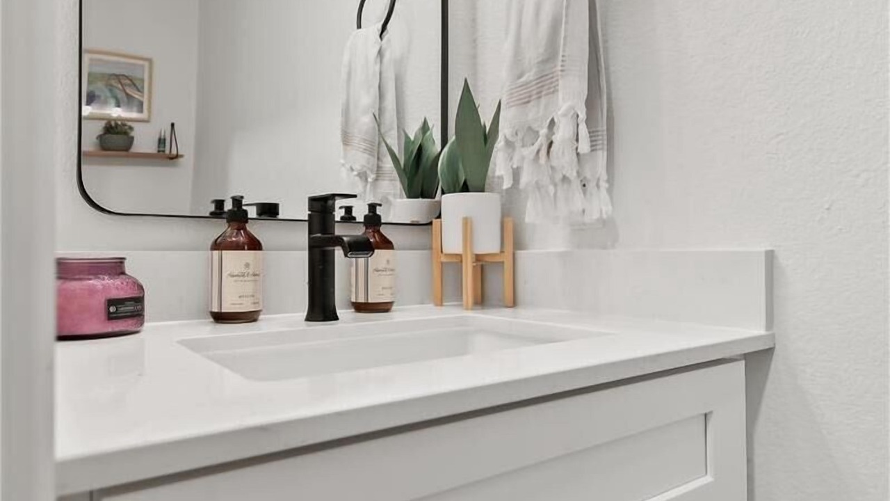 Photo of Bathroom in Tanglewood Forest