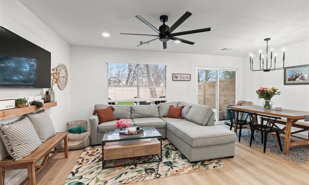 Photo of Livingroom in Tanglewood Forest