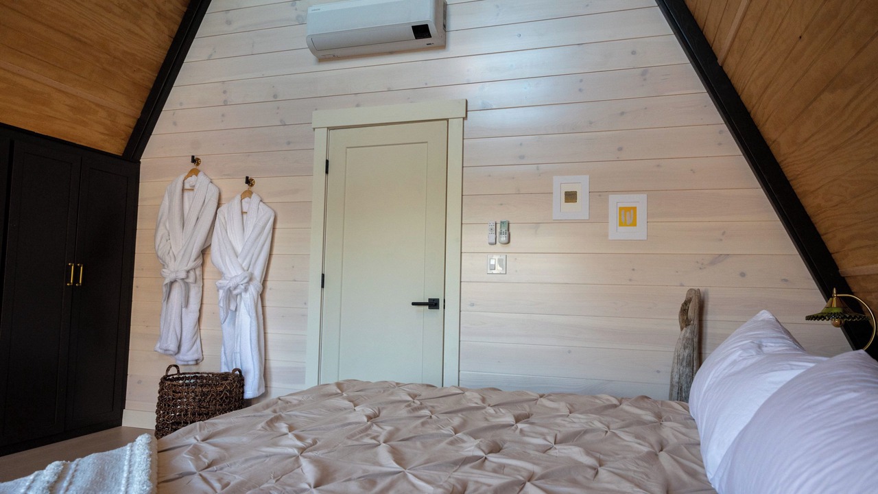 Photo of Bedroom in Thomaston