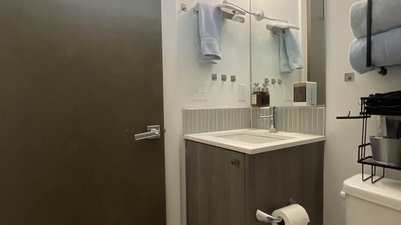 Photo of Bathroom in Minor