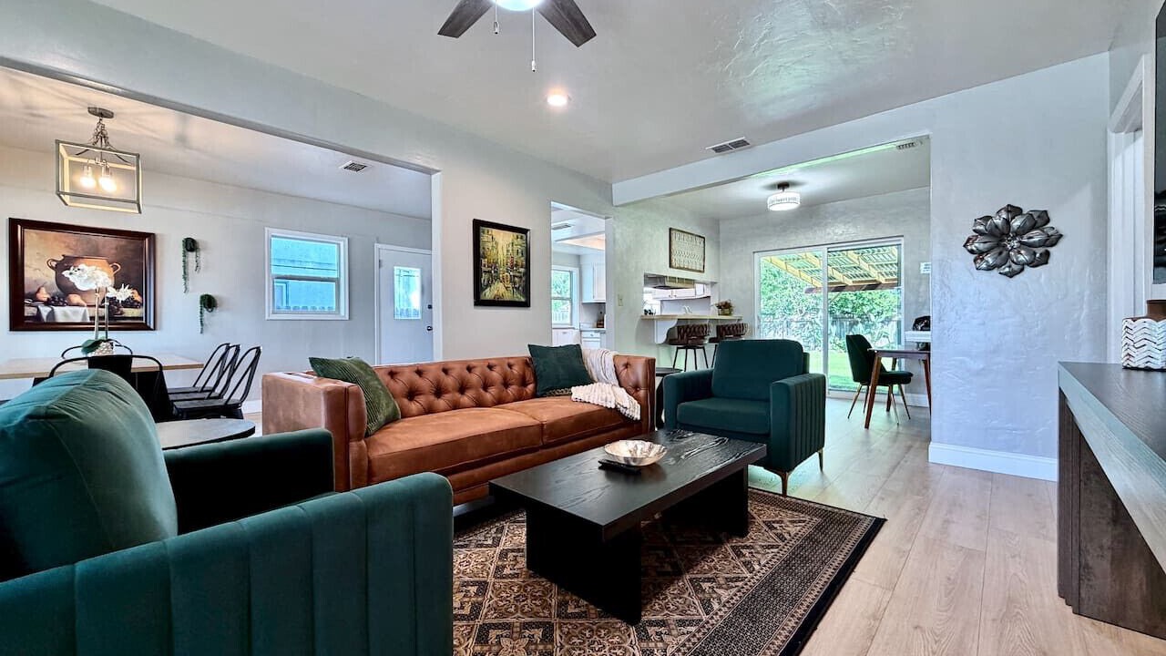 Photo of Livingroom in West Sacramento
