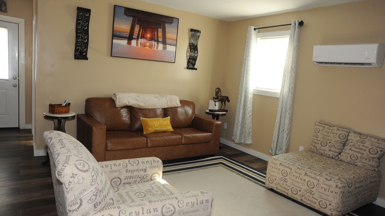 Photo of Livingroom in Hazel Green