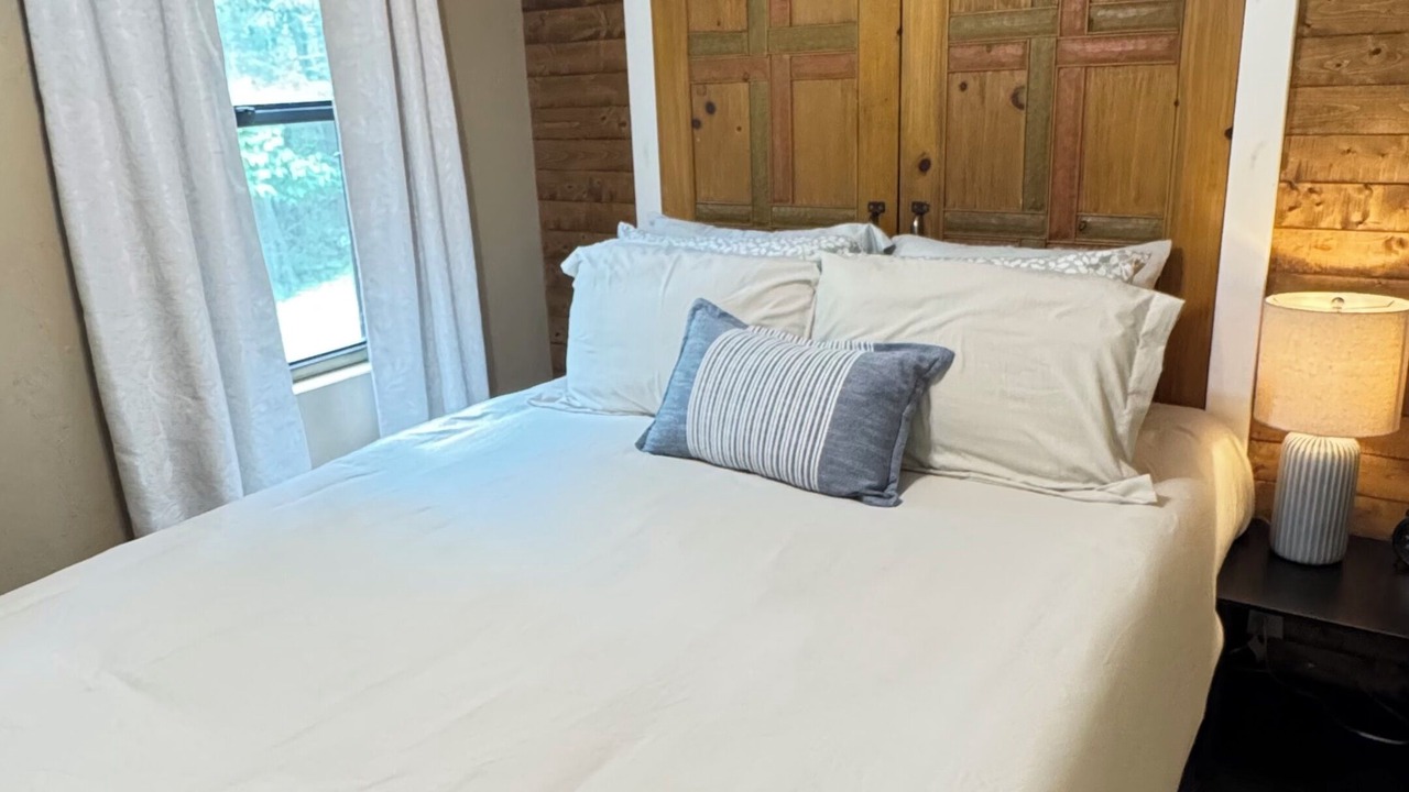 Photo of Bedroom in Waveland