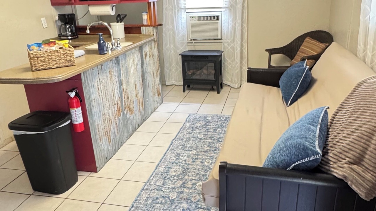 Photo of Livingroom in Waveland