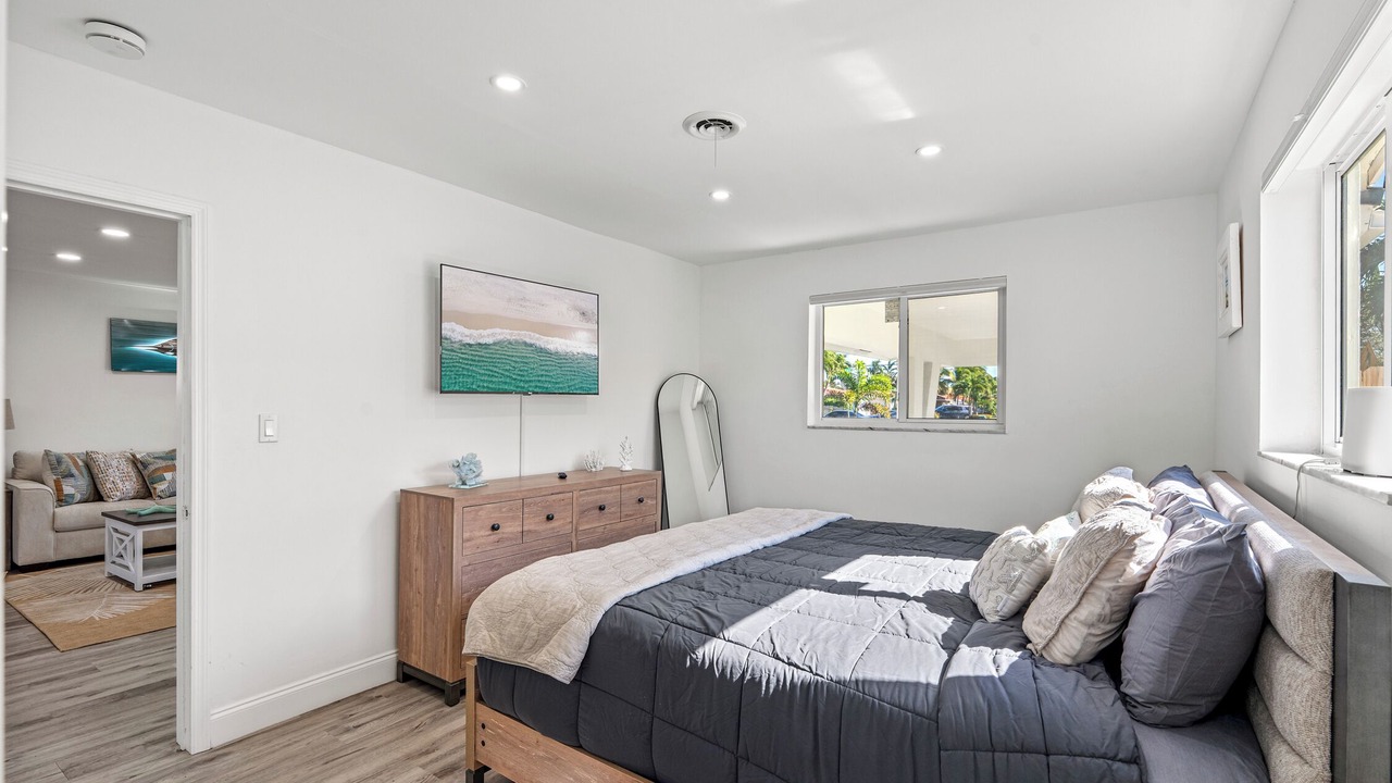Photo of Bedroom in Coral Heights