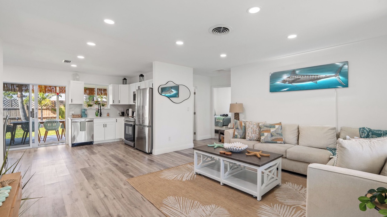 Photo of Livingroom in Coral Heights