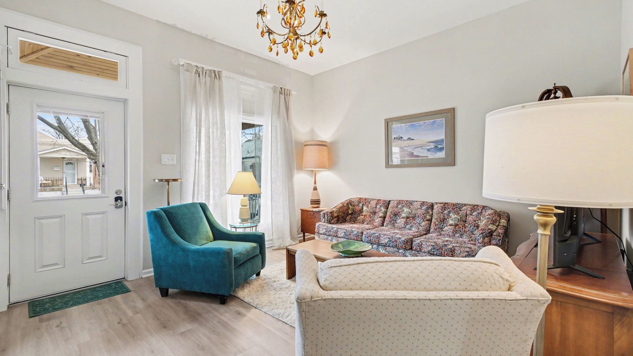 Photo of Livingroom in Tower Grove South