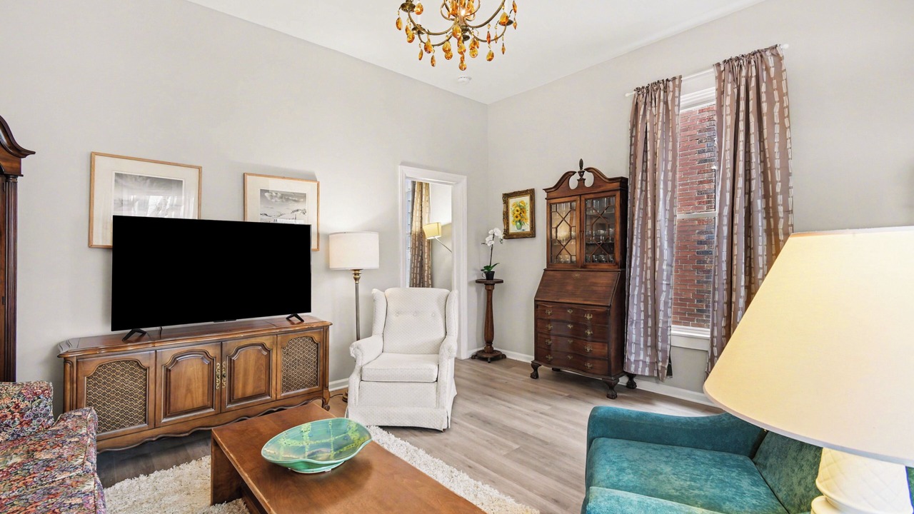 Photo of Livingroom in Tower Grove South