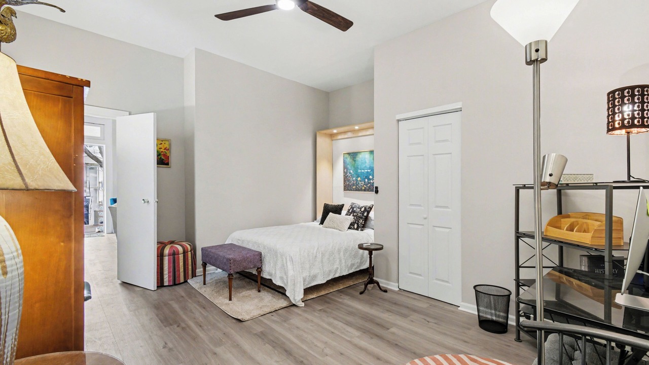 Photo of Bedroom in Tower Grove South