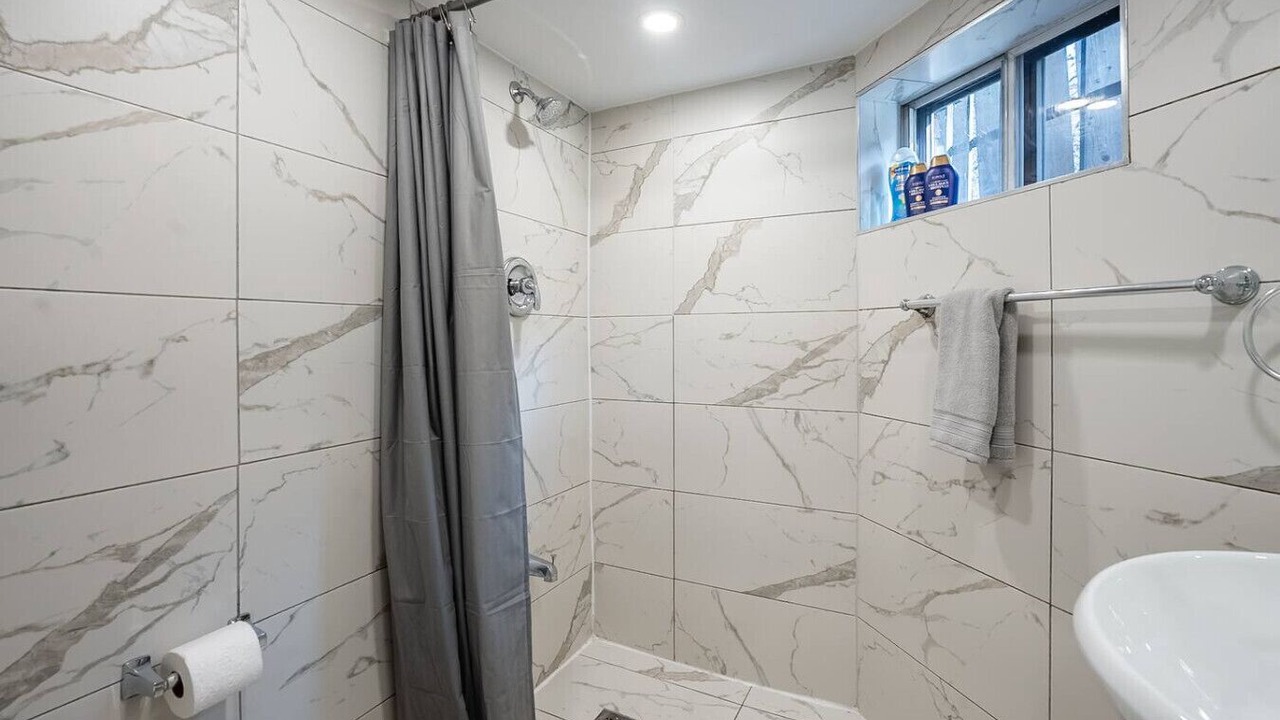 Photo of Bathroom in Trinity - Bellwoods