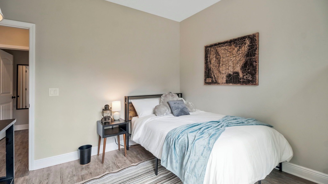 Photo of Bedroom in Brent