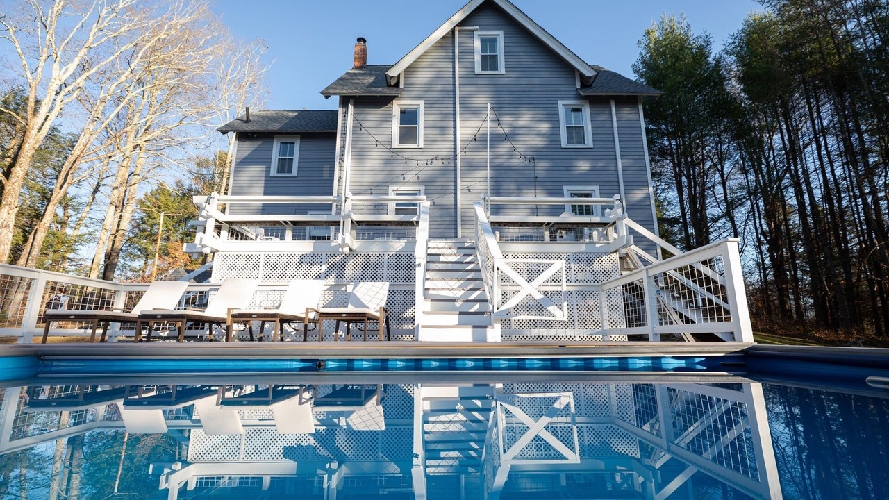 Photo of Outdoor in Swan Lake