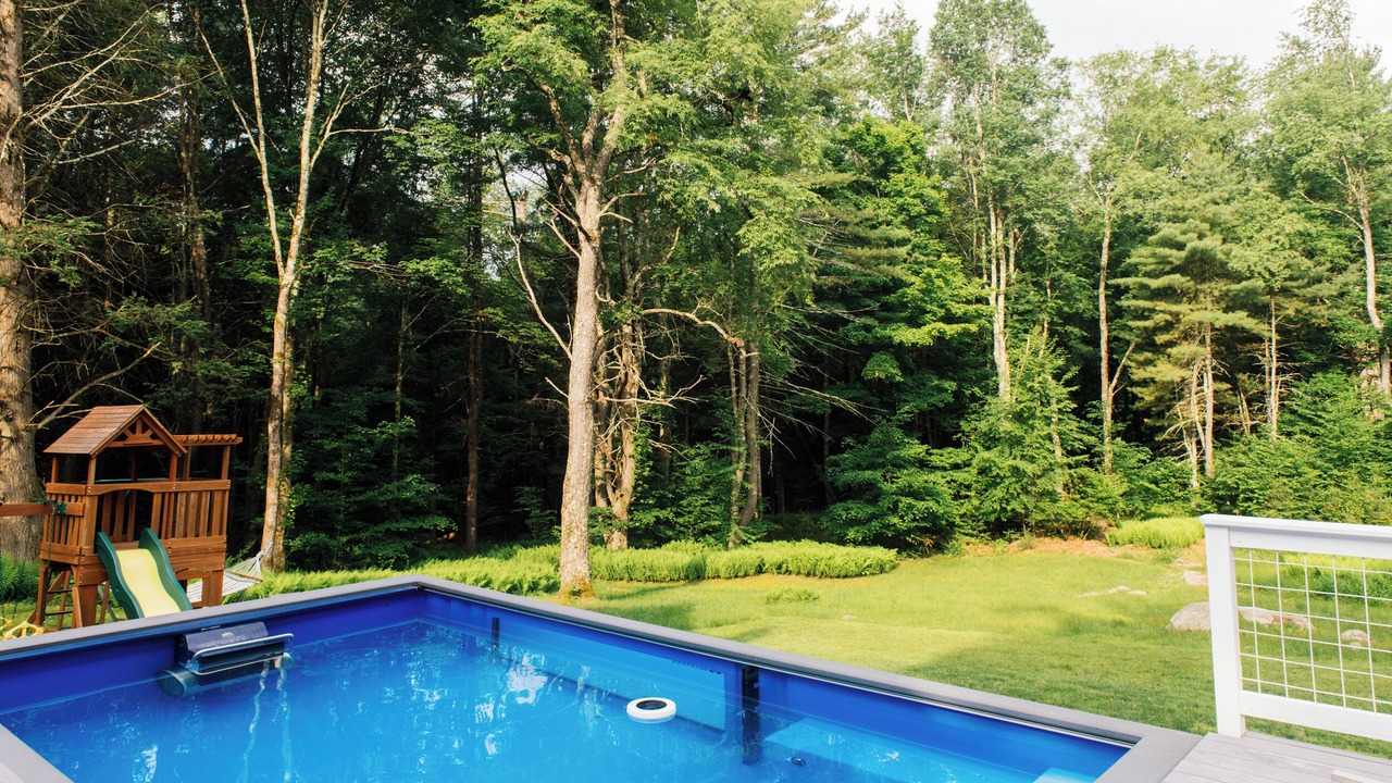 Photo of Outdoor in Swan Lake