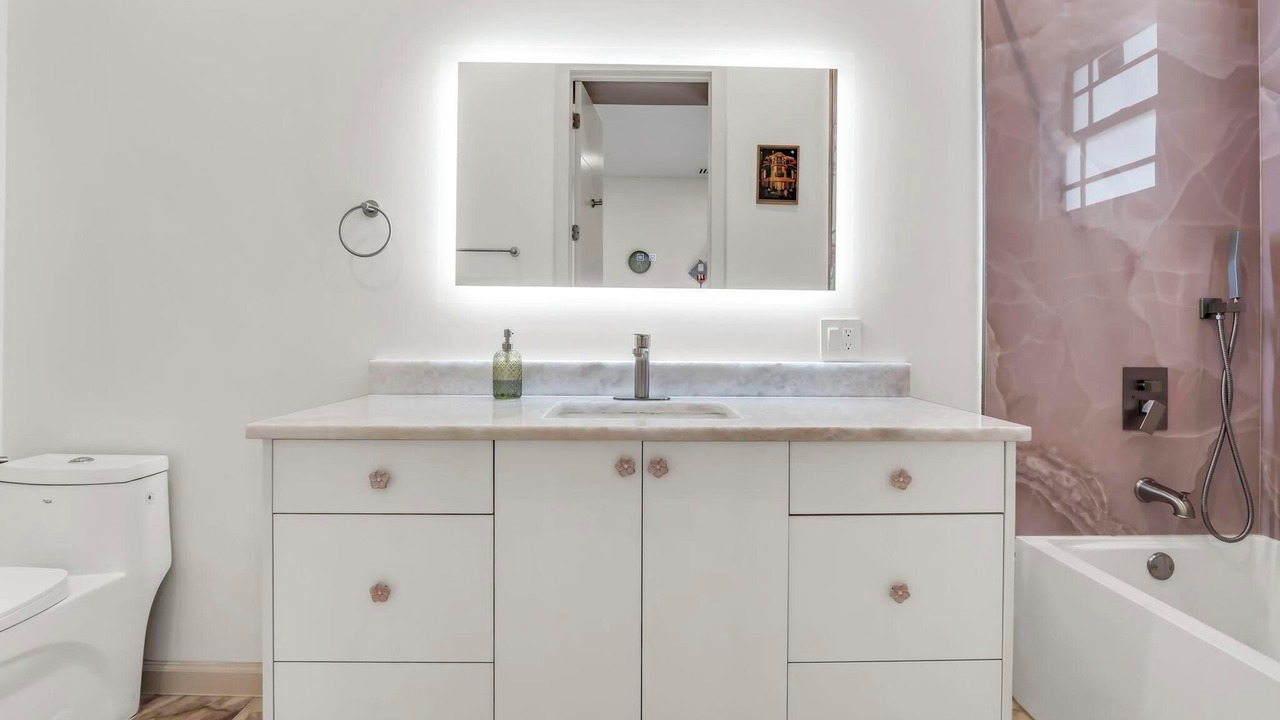 Photo of Bathroom in Southwest Ranches